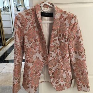 Zara jacket size small with tags never worn
